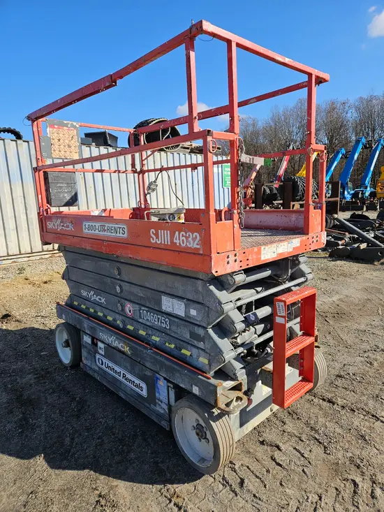 2016 Skyjack SJIII4632 Scissor Lift