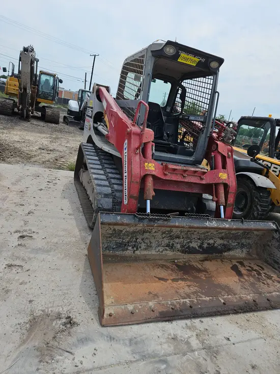 2019 Takeuchi TL12R2-R Track Loader