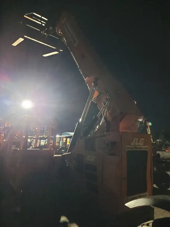 2017 SKYTRAK 10054 Forklift