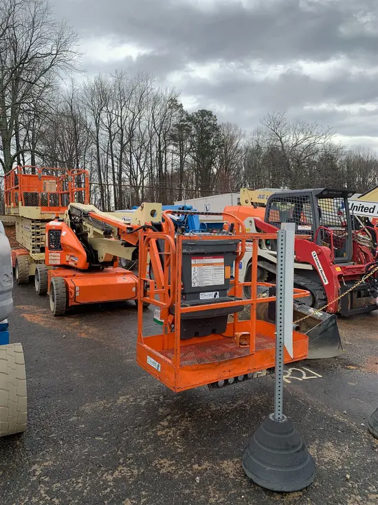 2015 JLG E450AJ Articulating Boom Lift