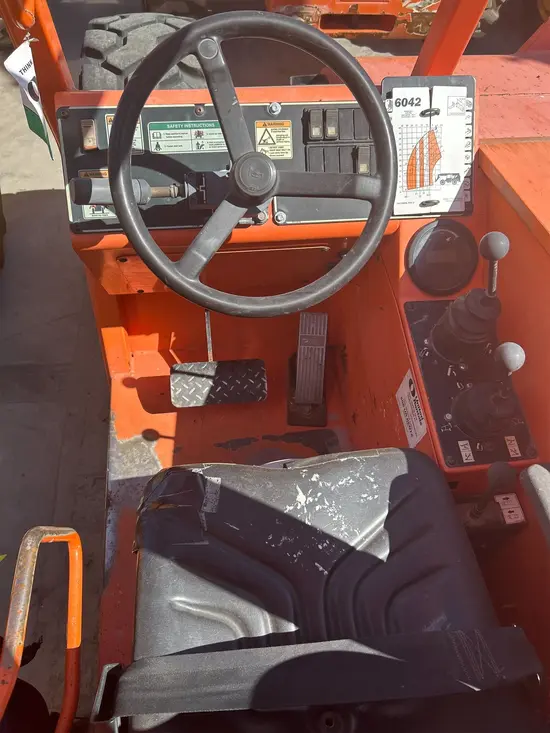 2015 SKYTRAK 6042 Forklift