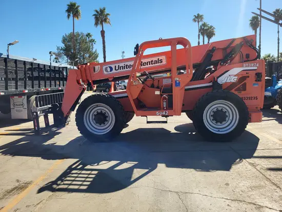 2015 SKYTRAK 6042 Forklift