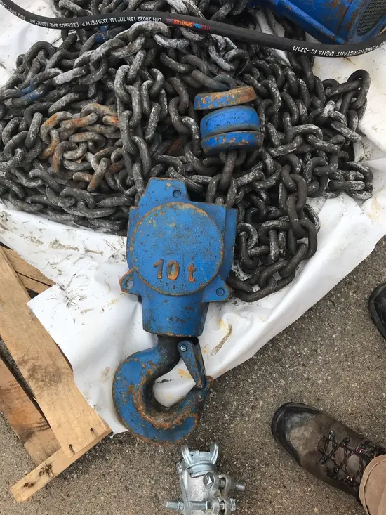 2012 JD NEUHAUS PROFI 10T Hoist