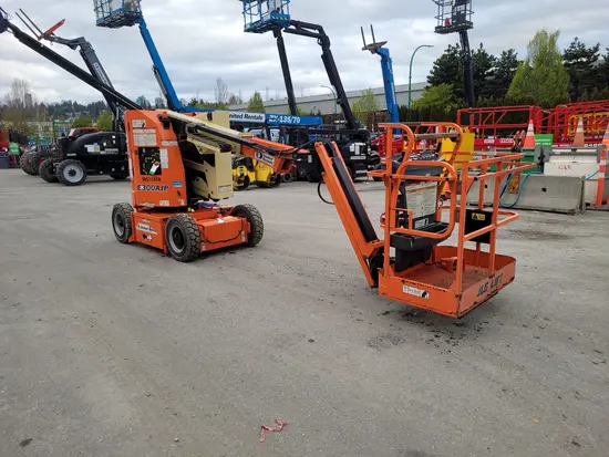 2017 JLG E300AJP Articulating Boom Lift