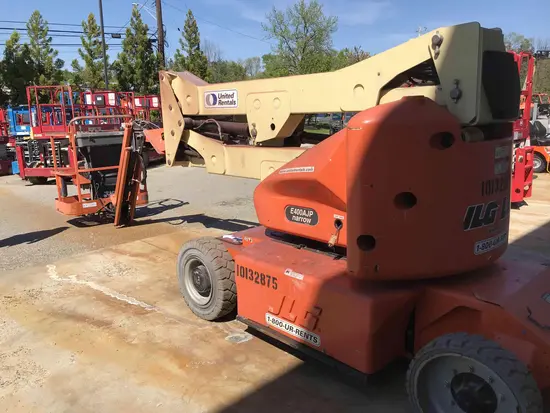 2013 JLG E400AJPN Articulating Boom Lift