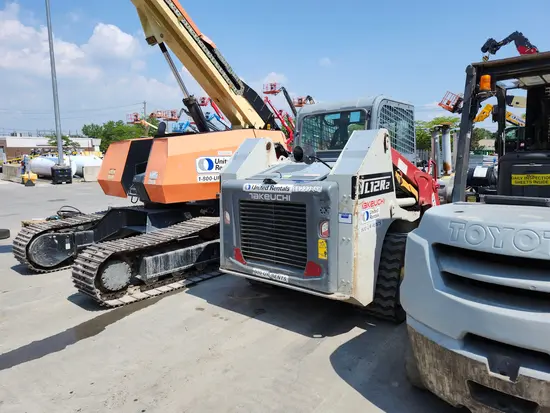 2021 Takeuchi TL12R2-CR Track Loader