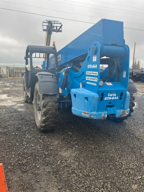 2016 Genie GTH-844 Forklift