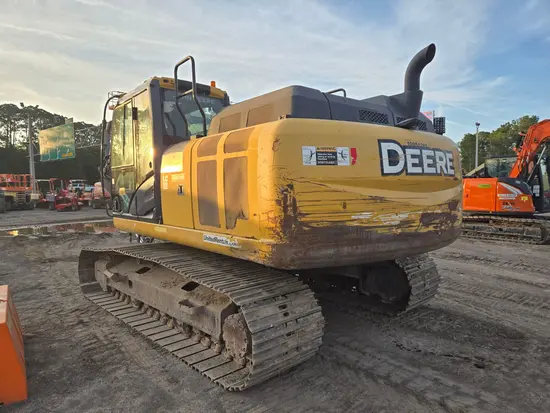 2019 John Deere 210G LC Excavator