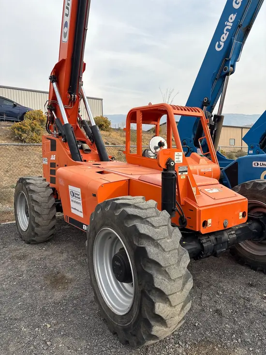 2017 SKYTRAK 8042 Forklift