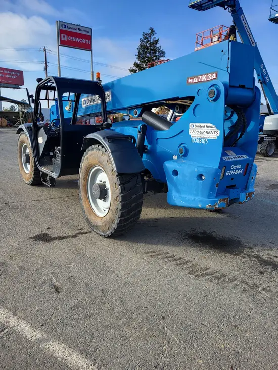 2015 Genie GTH-844 Forklift