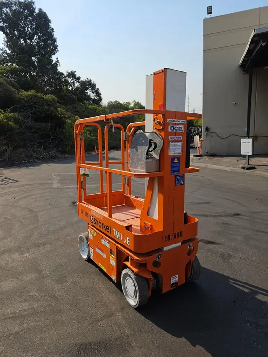 2021 Snorkel TM16E Self-Propelled One-Person Lift