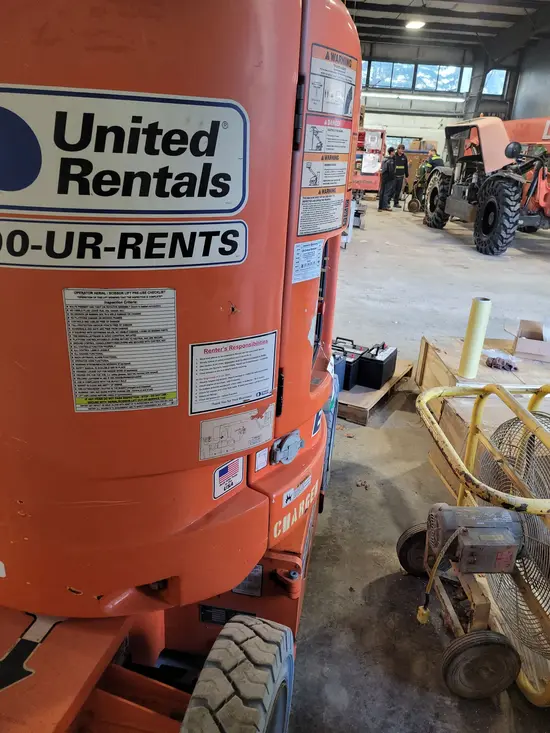 2013 JLG E300AJP Articulating Boom Lift