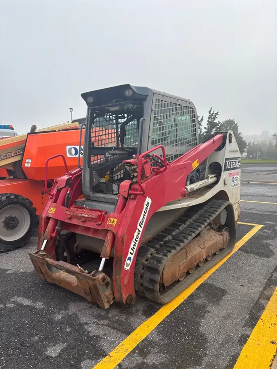 2019 Takeuchi TL12R2-CR Track Loader
