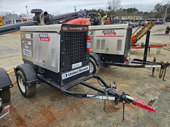 2019 Lincoln Electric VANTAGE 549 Welder