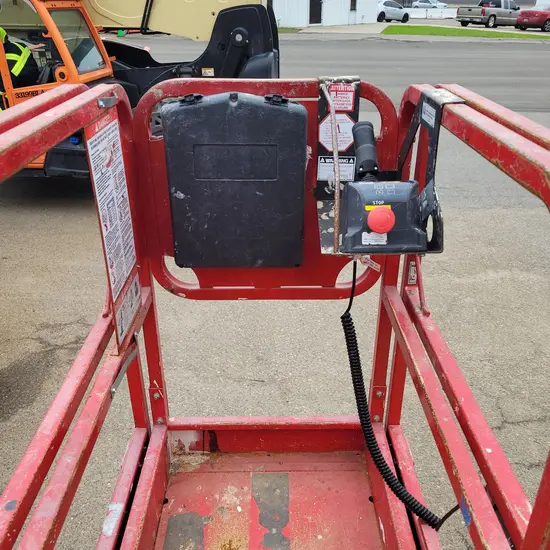 2017 MEC 1330SE Scissor Lift
