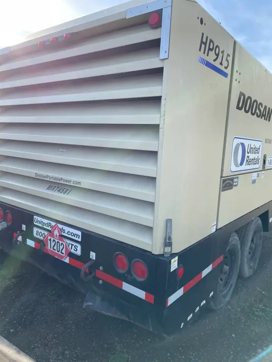 2017 Doosan HP915WCU-T4F Air Compressor