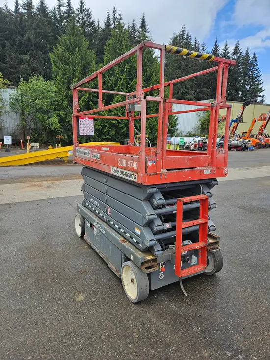 2017 Skyjack SJIII4740 Scissor Lift