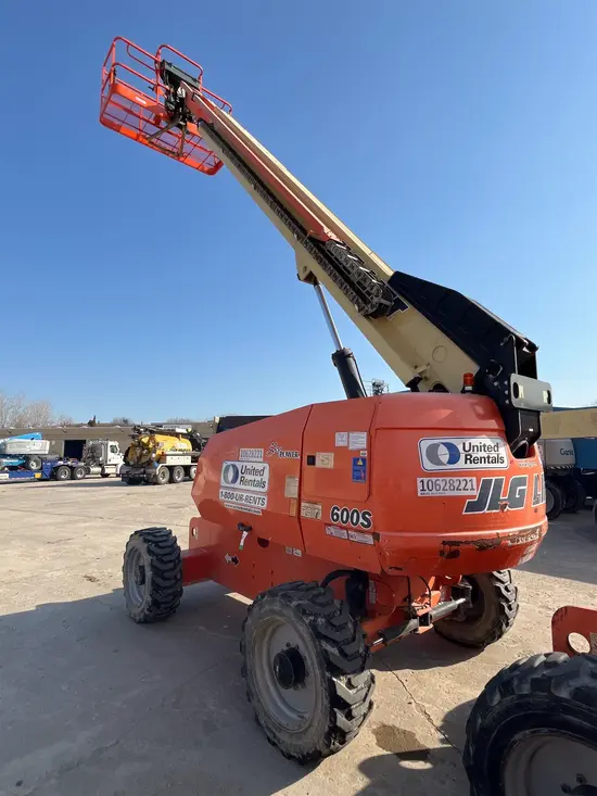 2017 JLG 600S Boom Lift