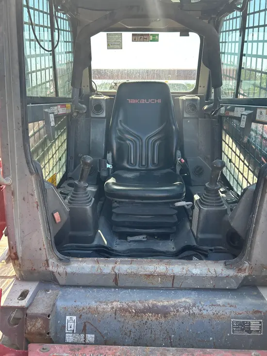 2019 Takeuchi TL10V2-CR Track Loader