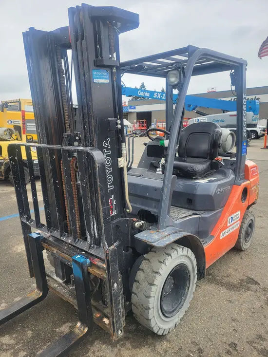 2019 Toyota 8FGU25 Warehouse Forklift