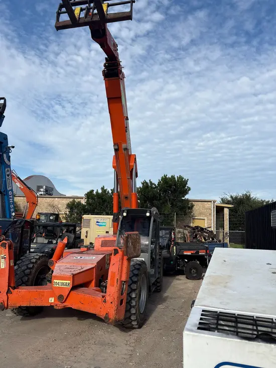 2018 XTREME XR1055 Forklift