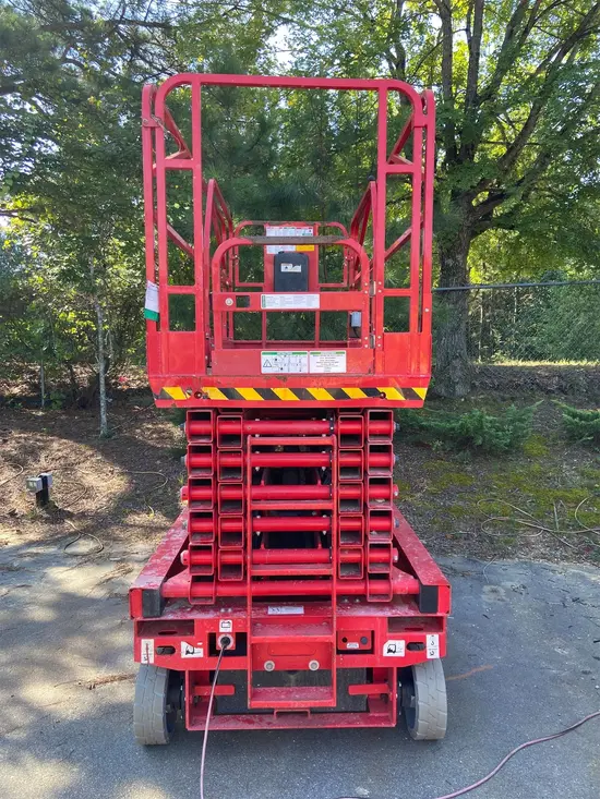 2021 LGMG AS4650E Scissor Lift