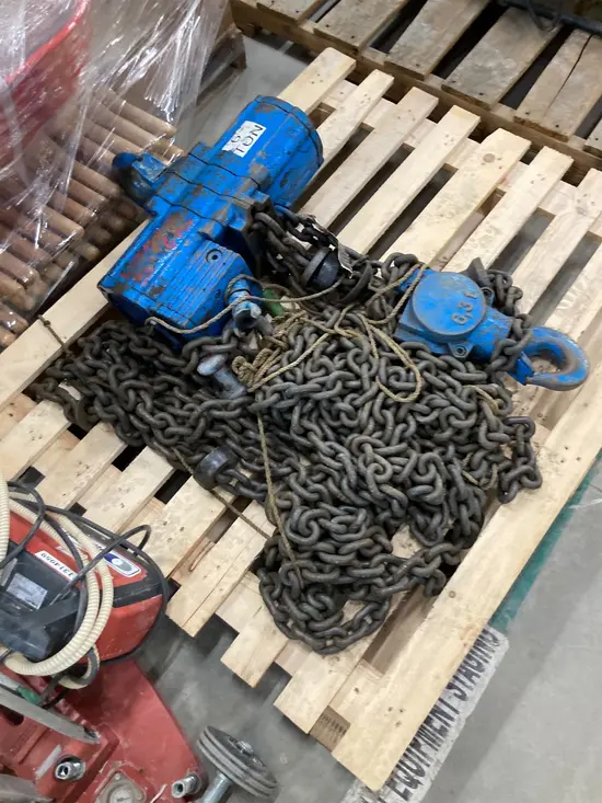 2007 JD NEUHAUS 3-6TI Hoist