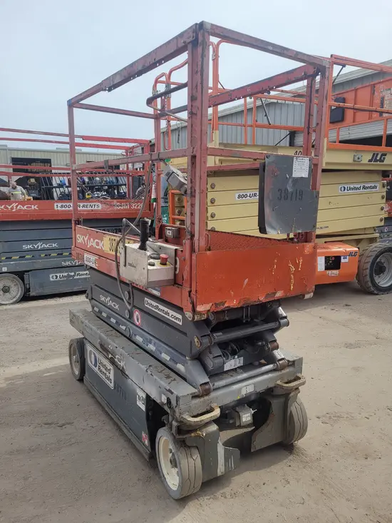 2015 Skyjack SJIII3219 Scissor Lift