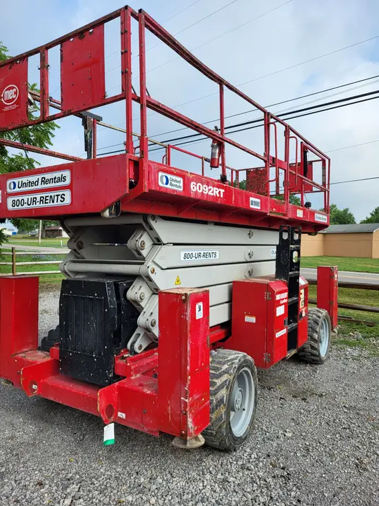 2016 MEC 6092RT Rough Terrain Scissor Lift