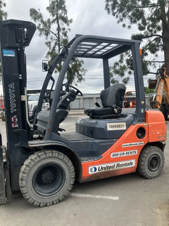 2019 Toyota 8FDU25 Warehouse Forklift