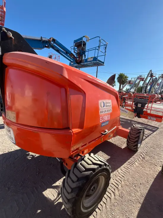 2016 JLG 400S Boom Lift