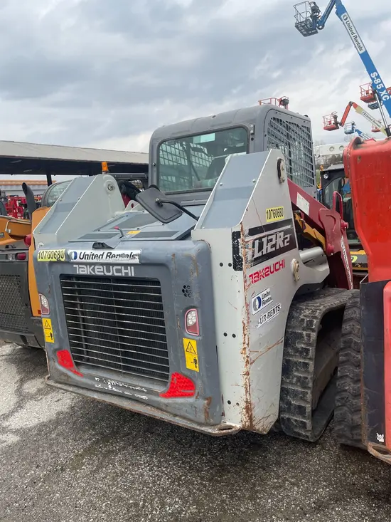 2018 Takeuchi TL12R2-CR Track Loader