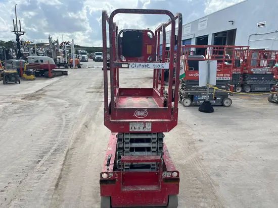 2017 MEC MICRO 19 Scissor Lift