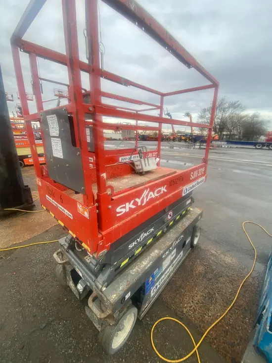 2016 Skyjack SJIII3219 Scissor Lift