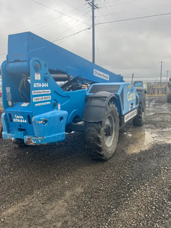 2016 Genie GTH-844 Forklift