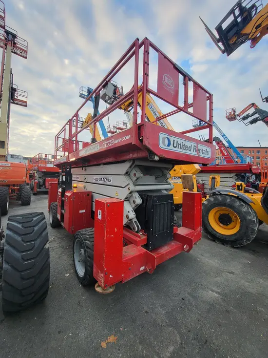 2017 MEC 6092RT Rough Terrain Scissor Lift