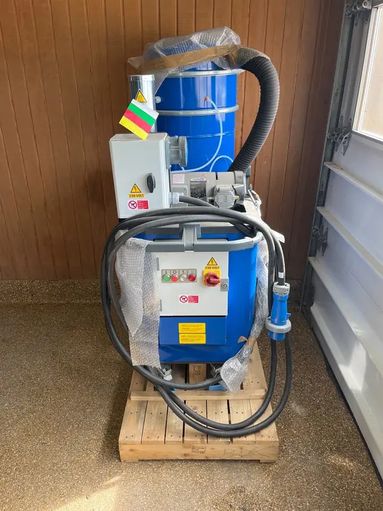 2020 Blastrac BDC-33 Vacuum