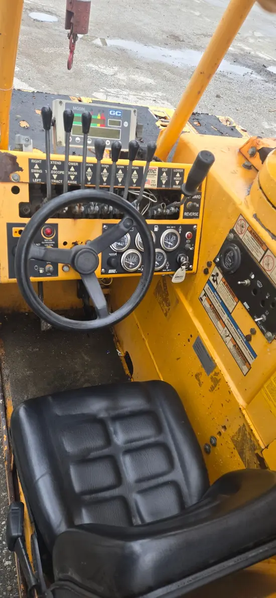 2012 Broderson IC-35-2F
