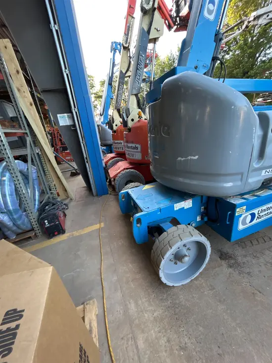 2015 Genie Z-40/23N RJ Articulating Boom Lift