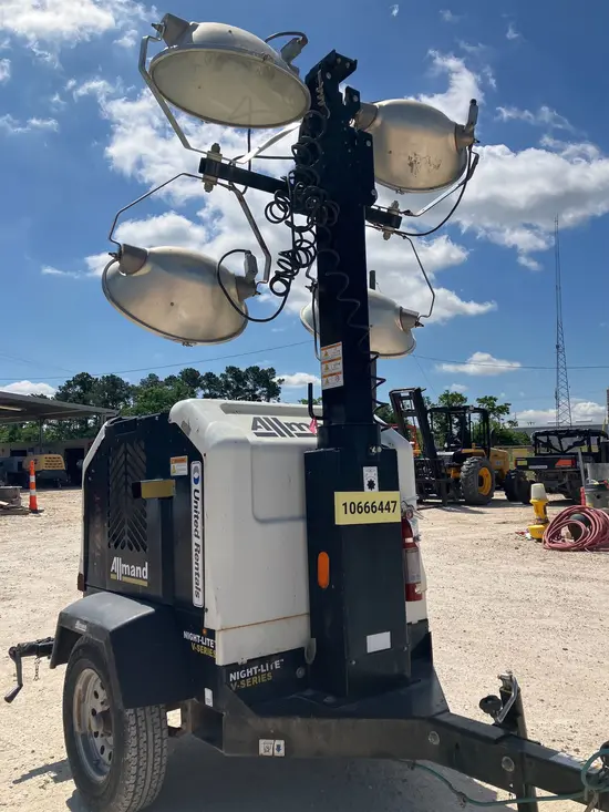 2017 Allmand NIGHT LIGHT V Portable Light Tower