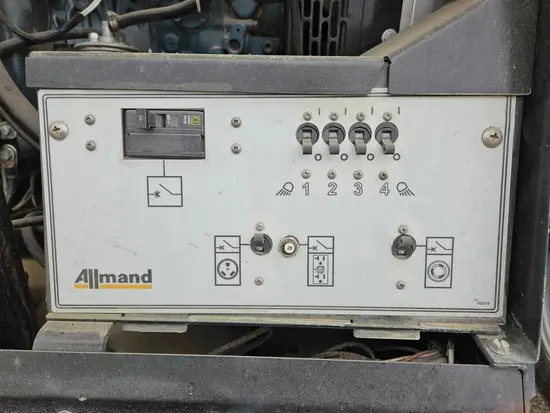 2018 Allmand NL-V Portable Light Tower