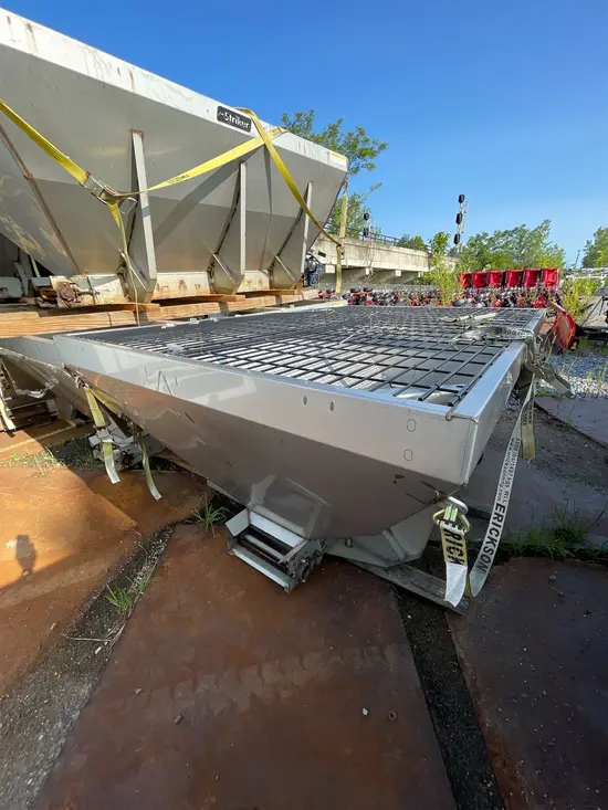 2019 Western Global 99039 Trailer