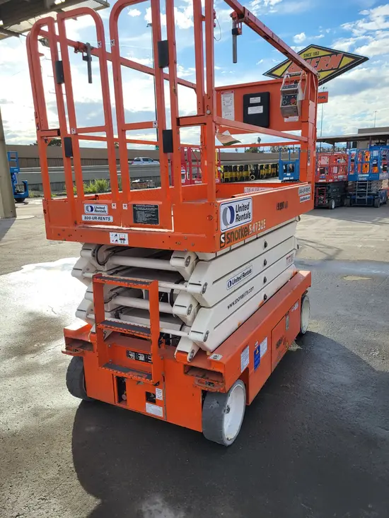 2017 Snorkel S4732E Scissor Lift