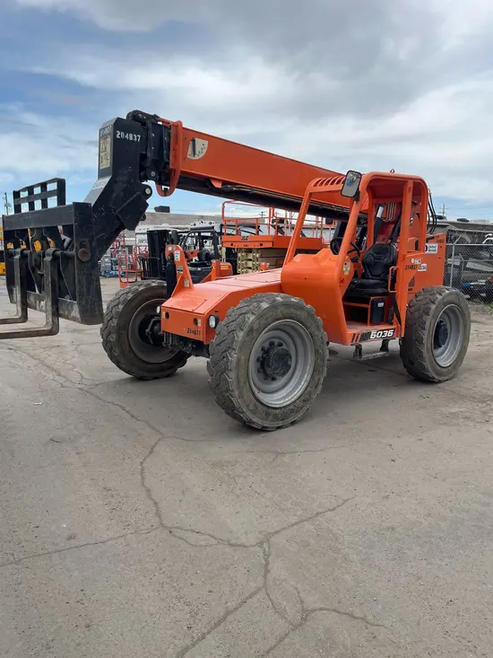2018 SKYTRAK 6036 Forklift