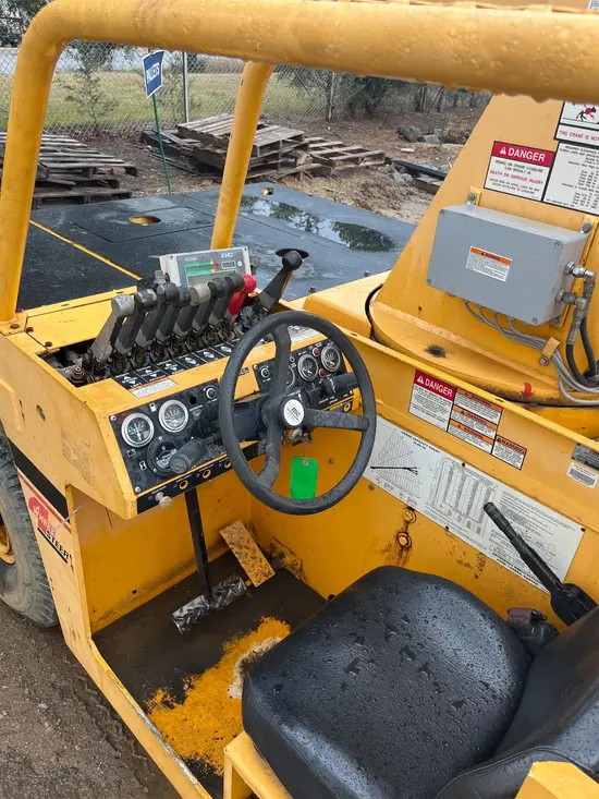 2006 Broderson IC-80-3G