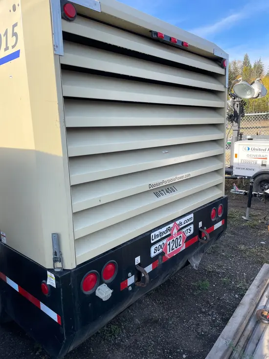 2017 Doosan HP915WCU-T4F Air Compressor