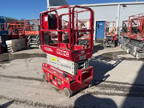 2017 MEC 1330SE Scissor Lift