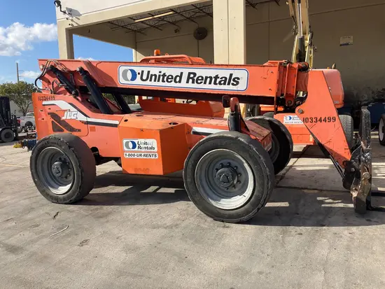 2015 SKYTRAK 6042 Forklift