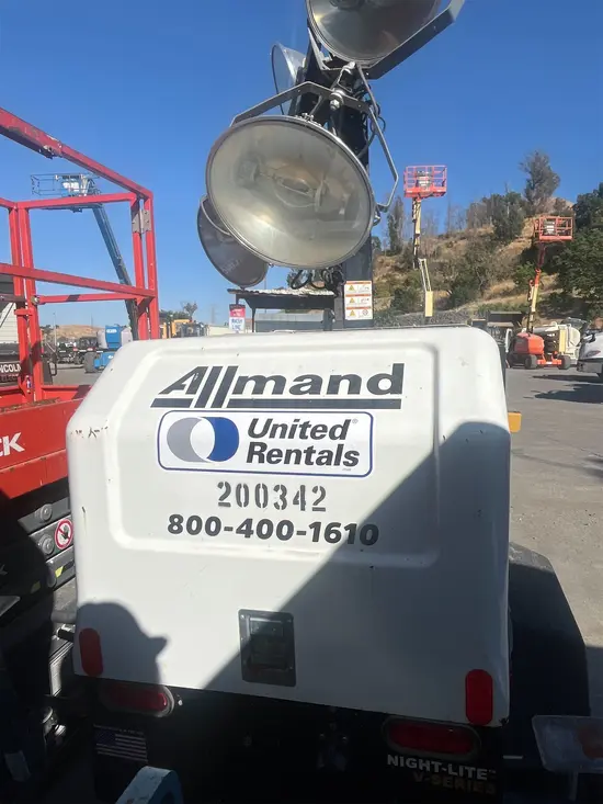 2017 Allmand NL5000 Portable Light Tower