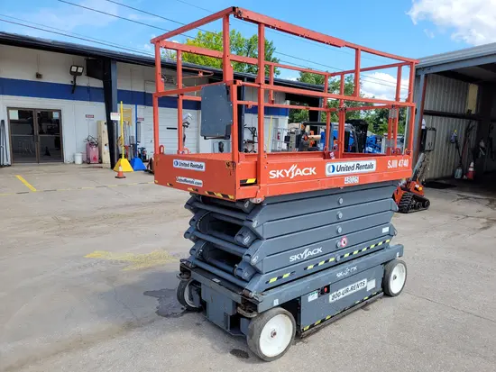 2017 Skyjack SJIII4740 Scissor Lift